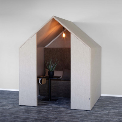 Geluidsdempende kamers - The Hut met schermen |