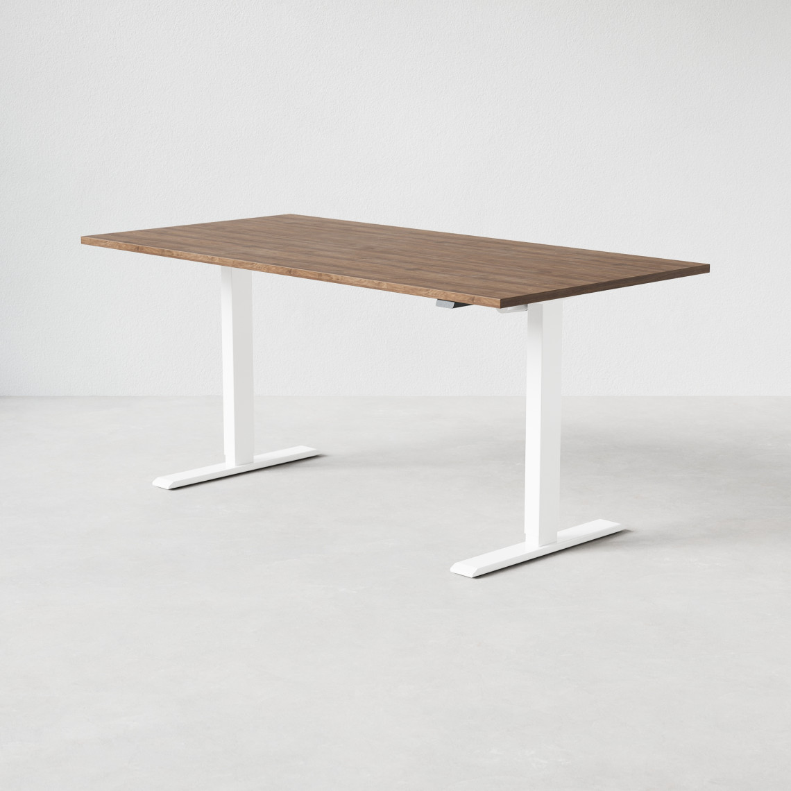 Höhenverstellbarer Schreibtisch - Standard