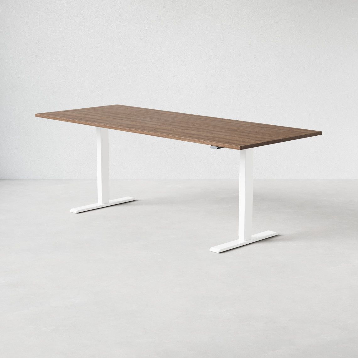 Höhenverstellbarer Schreibtisch - Standard