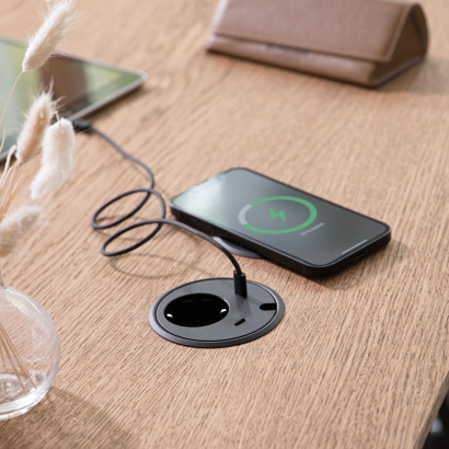 Einbausteckdose Powerdot 17 - 1 Steckdose, 2 USB-C, 1 Kabeldurchführung
