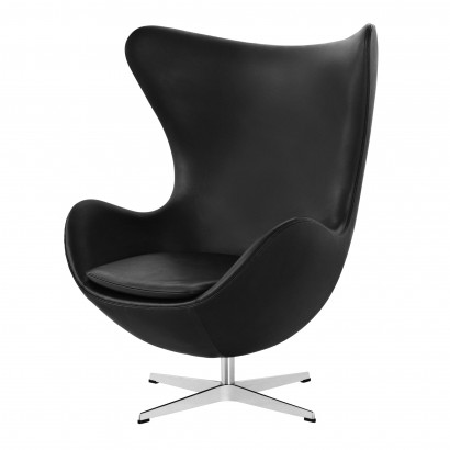 Arne Jacobsen Lounge Chair "EGG™" in Leder