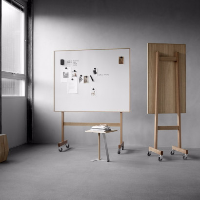 Mobiles Whiteboard Wood - Eichenstativ auf Rädern