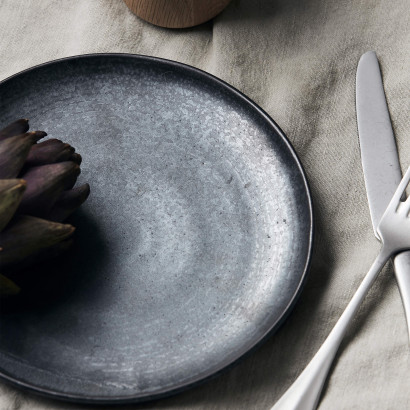 Teller Pion - Ø21,5 cm,  schwarz/braun