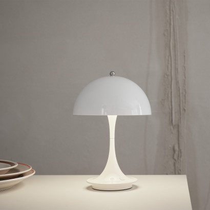Bordlampe Panthella Portable
