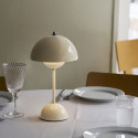 Pöytävalaisin Flowerpot VP9 - Kannettava