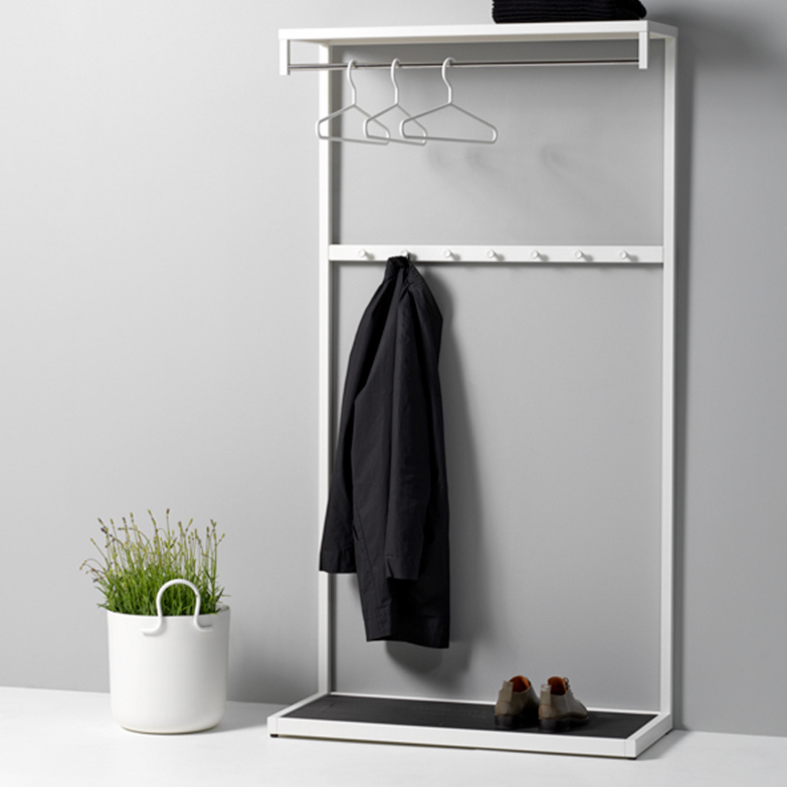 Vaateteline Juno | DPJ Workspace