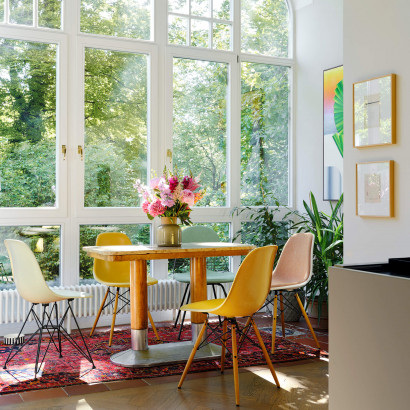 Eames Plastic Side Chair DSW
