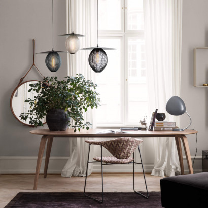 Table de salle à manger Gubi - Ovale, 230 cm