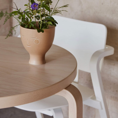 Table Aalto Table Round 90B - 2 places
