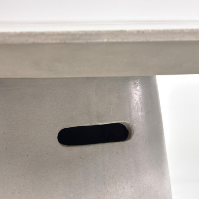 Café table I.T