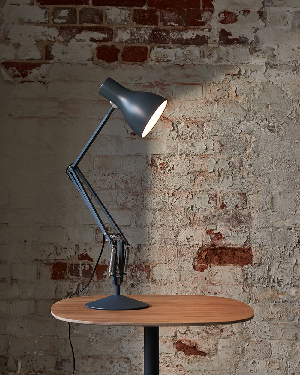 Schreibtischlampe Type 75 | DPJ Workspace